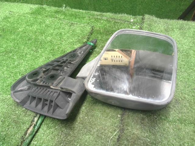 【中古】ハイゼット EBD-S211P 右 サイドミラー ドアミラー 87910-87536 自社品番250593 W20