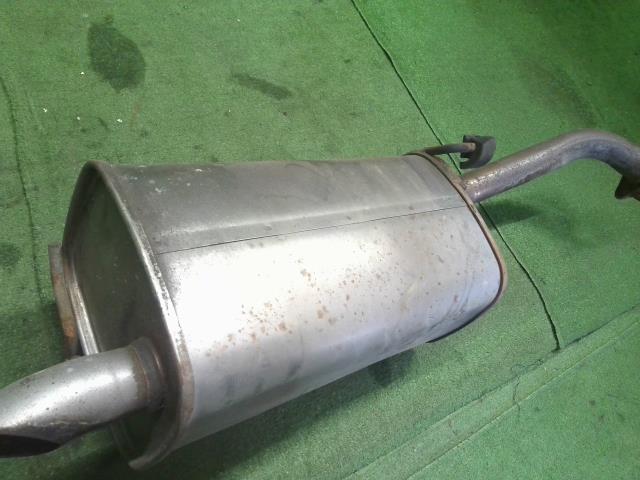 【中古】ノート DBA-E11 Rマフラー リアマフラー 20100-1U625 自社品番250615 K21