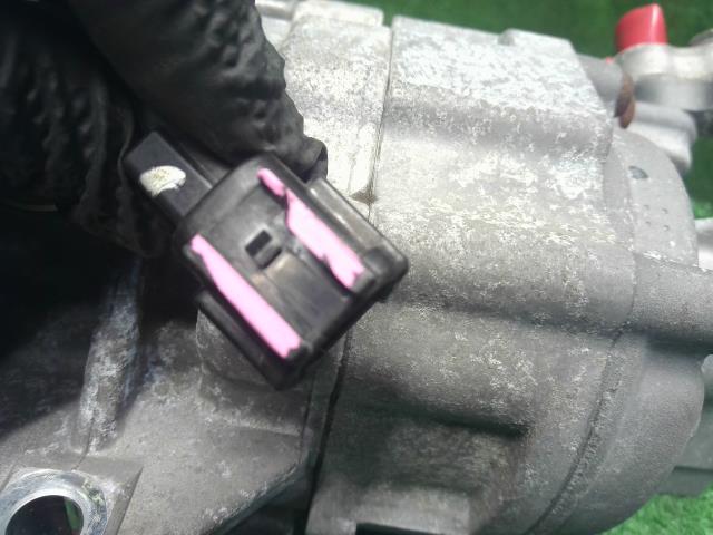 【中古】ノート DBA-E11 A/Cコンプレッサー エアコンコンプレッサー 92600-ED07B 自社品番250615 K21