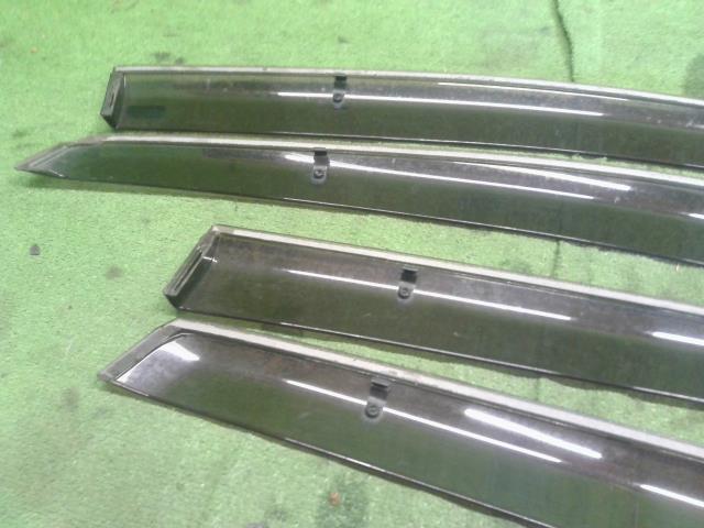 【中古】Nismo ニスモ ノート DBA-E12 ドアバイザー 1台分 セット 自社品番250620 QAB