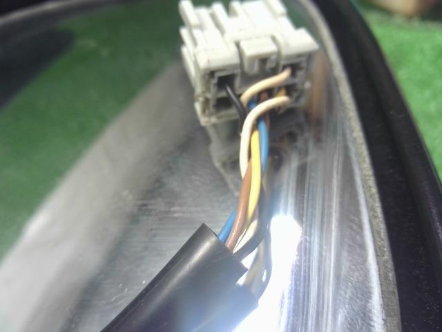 【中古】ステップワゴン CBA-RF6 右 サイドミラー ドアミラー 76200-S7S-J31ZQ 自社品番250633 RP37P