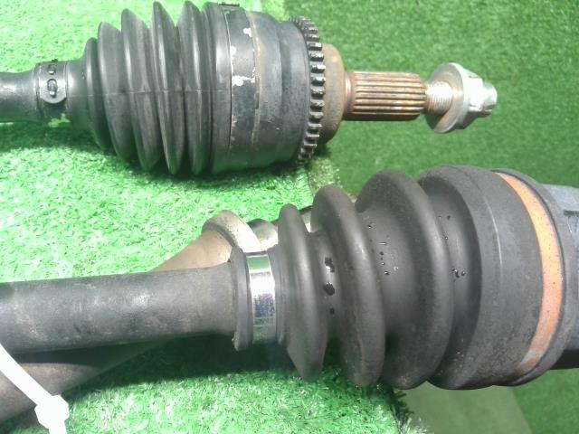 【中古】スイフト DBA-ZC71S 左 フロント ドライブシャフト 自社品番733 Z7T