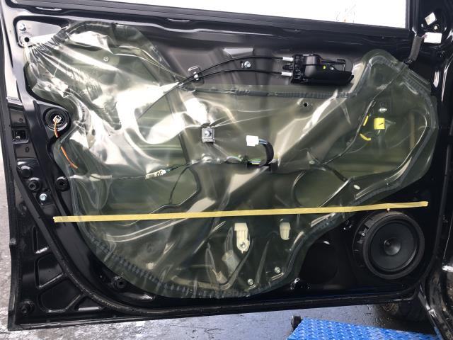 【中古】アルト 3BA-HA37S 左 ドア 助手席 自社品番250736 ZJ3