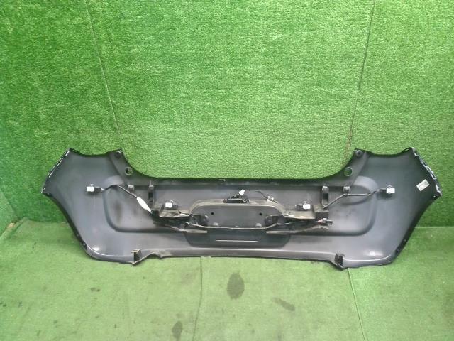 【中古】アルト 3BA-HA37S リアバンパー 自社品番250736 ZJ3