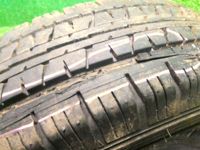 【中古】14インチ 夏 サマー タイヤ 24年製 155/80R14 ダンロップ ENASAVEVAN01 4本セット プロボックス DBE-NCP160V タイヤ 自社品番260029 6U6