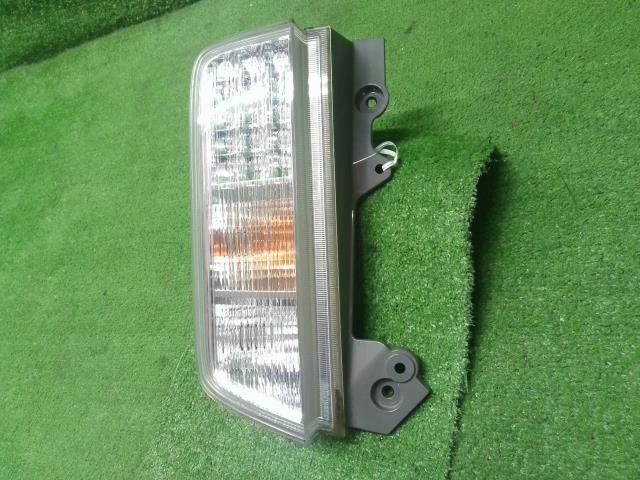 エルグランド DBA-TNE52 左テールランプ 26555-1JB3A 自社品番230040