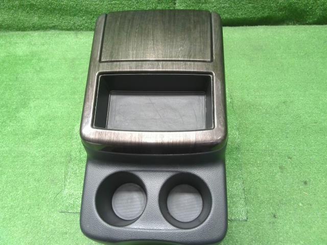 エルグランド DBA-TNE52 フロントセンターコンソール 木目調パネル 96910-1JB3B 自社品番230040
