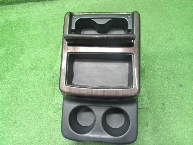エルグランド DBA-TNE52 フロントセンターコンソール 木目調パネル 96910-1JB3B 自社品番230040