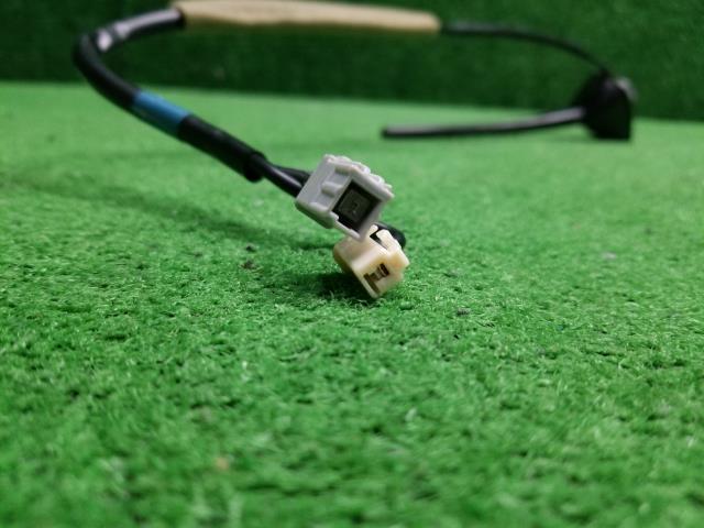 iQ DBA-KGJ10 アンテナ 86300-74020 自社品番230056
