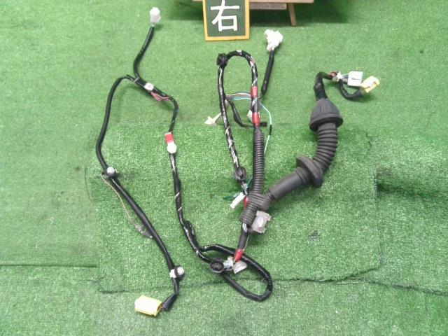 iQ DBA-KGJ10 右ドアハーネス 82151-74011 自社品番230056
