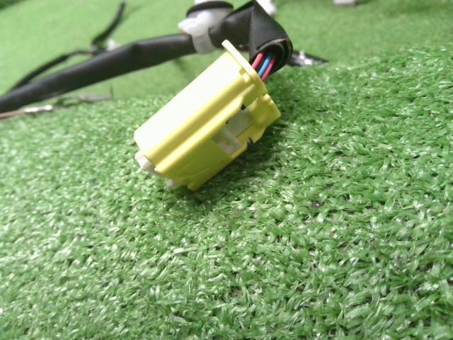 iQ DBA-KGJ10 右ドアハーネス 82151-74011 自社品番230056