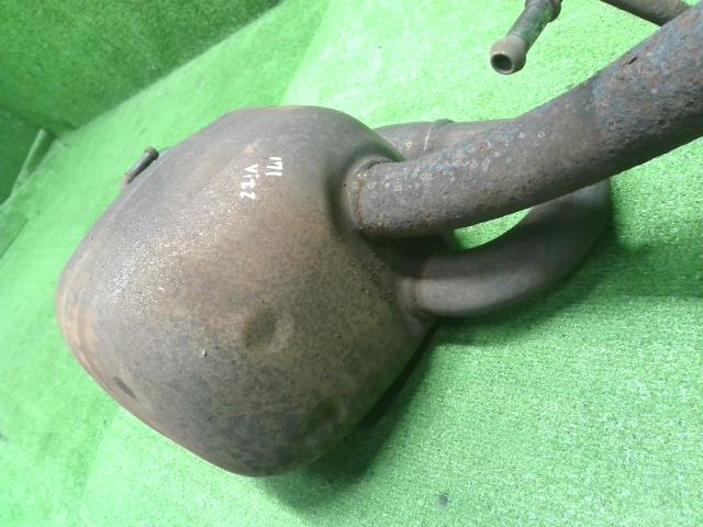 ヴィッツ DBA-SCP90 リアマフラー 純正,カッター付,2WD 17430-21550 自社品番230061