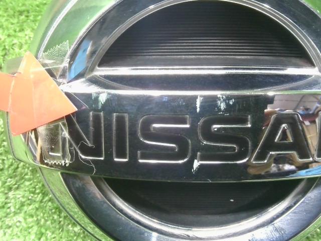 セレナ DAA-HC26 エンブレム カメラ付(純正,284F1 1BA2E) 62890-1VA0A 自社品番2300