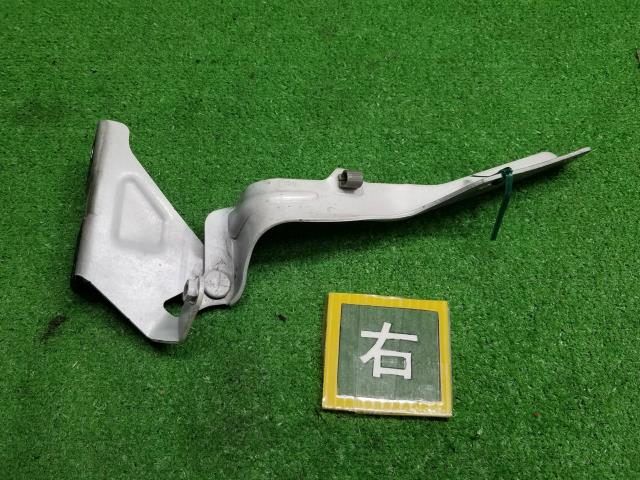 セレナ DBA-FNC26 ボンネットヒンジ左右セット 65401-1VA0A 自社品番230083