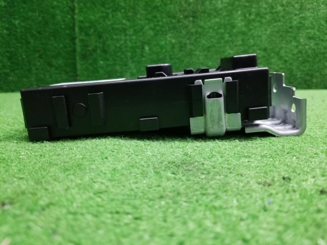 セレナ DBA-FNC26 BCMコンピューター ボディコントロールモジュール 284B1-1VA0A 自社品番2300