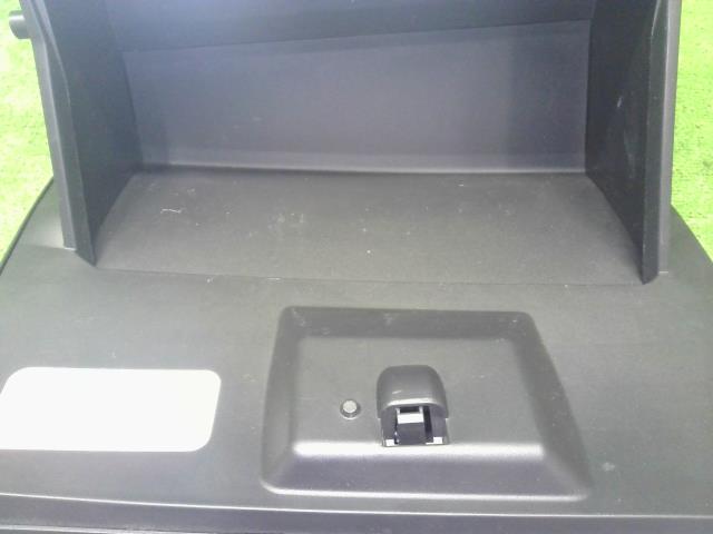 セレナ DBA-FNC26 グローブBOX グローブボックス 68500-1VA0A 自社品番230083