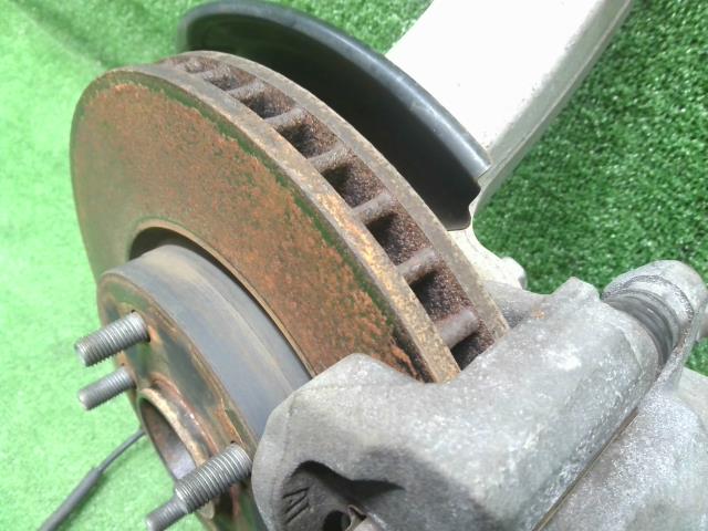 クラウン DAA-AWS210 左フロントナックルハブ 43202-30020 自社品番230084