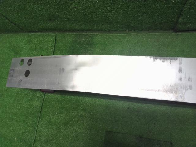 リーフ ZAA-AZE0 フロントバンパーホースメント 62032-3NK0A 自社品番230085