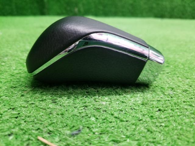 クラウン DAA-GWS204 シフトノブ 自社品番230100
