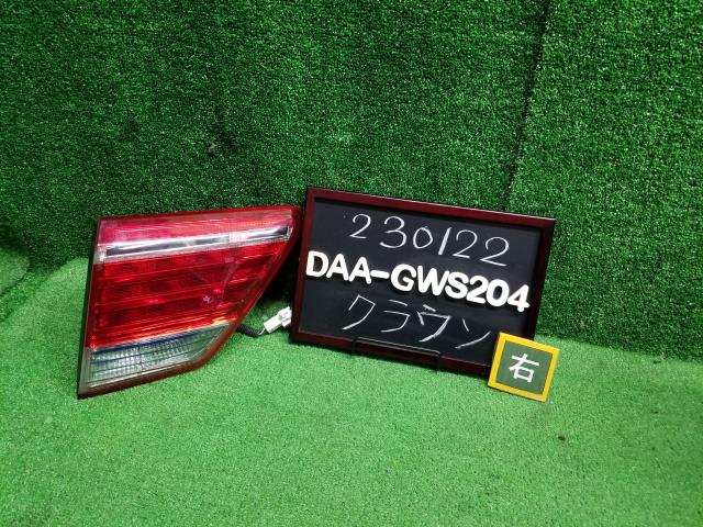 クラウン DAA-GWS204 右フィニッシャーパネル 81580-30481 自社品番230122