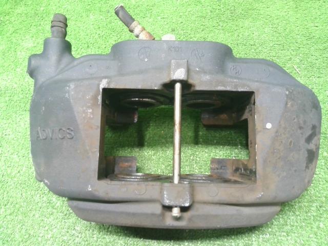 クラウン DAA-GWS204 左フロントキャリパー 右フロントキャリパー47750-22460 自社品番230122