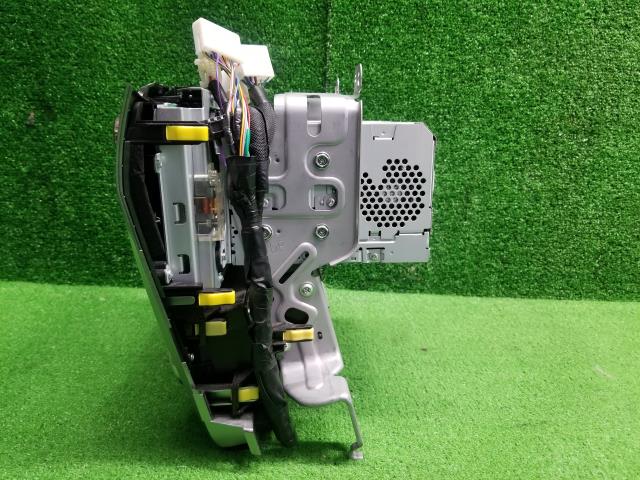 トヨタ純正カーナビゲーション 86804-33390 135000-72420101 カムリ外し AVV50 自社品番