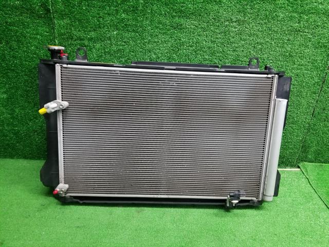 ウィッシュ DBA-ZGE25W ラジエーター,ファンシュラウド/コンデンサー付16410-22150 自社品番2302