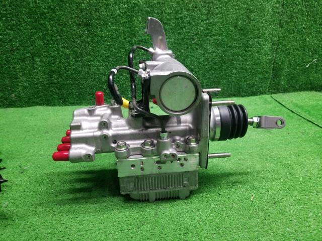 プリウス DAA-ZVW30 ABSアクチュエーター ブレーキマスター ブラケット付47070-47060 自社品番23