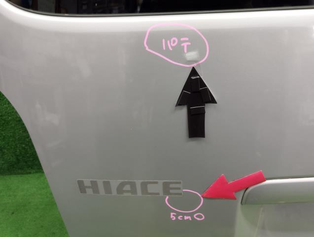 ハイエース ADF-KDH206V バックドア 67005-26F91 自社品番230354