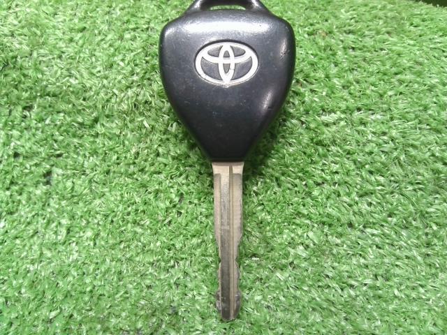 ハイエース ADF-KDH206V キーレスリモコン 89070-26210 自社品番230354