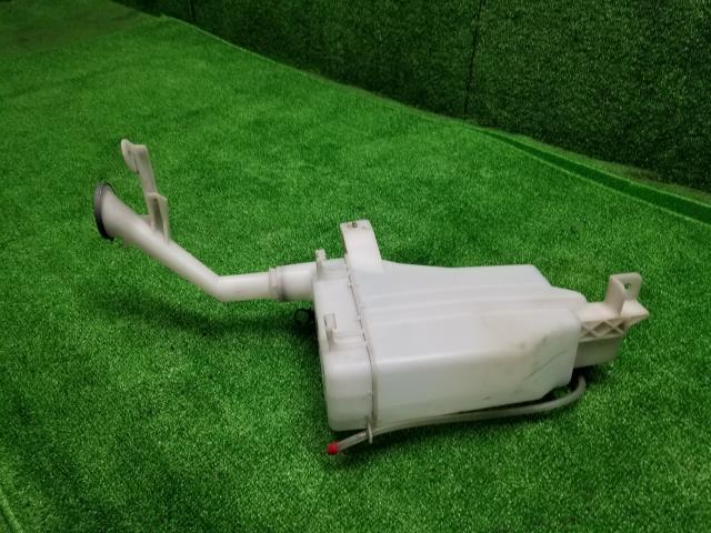 ノート DBA-E12 ウォッシャータンク 28910-3VA0A 自社品番230710