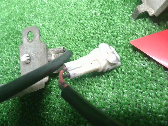 ワゴンR GF-MC21S 左フォグランプ 右フォグライト 35502-76F21 自社品番230905