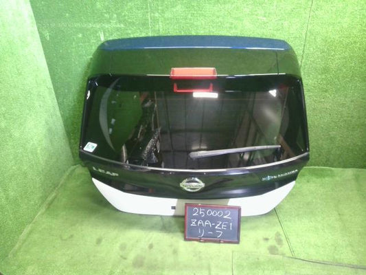 リーフ ZAA-ZE1 バックドア　リアゲートドアパネル　ワイパー　スポイラー　ハイマウント K010M-5SKAB 自社品番250002　色XBK