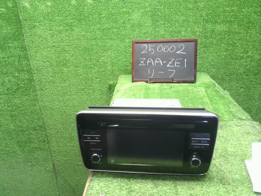 リーフ ZAA-ZE1 カーナビゲーション  クラリオンQY-8605　25915-5SK0A　自社品番250002