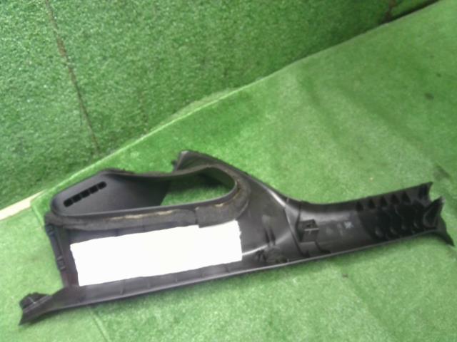 リーフ ZAA-ZE1 Aピラートリム左右　運転席側　助手席側 76911-3NK0B 自社品番250002