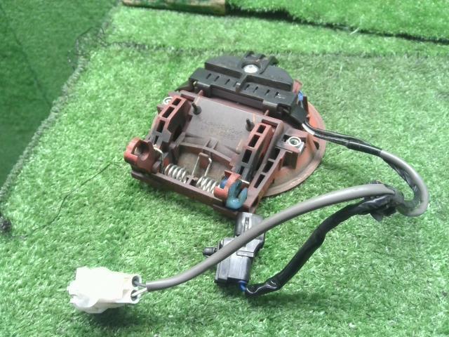 モコ DBA-MG22S 純正　左フロント側　左F　アウターハンドル　助手席側 80607-4A03H- 自社品番250006