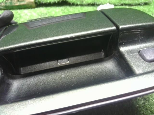 ハスラー 5AA-MR92S バックドアアウターハンドル　リアゲート用　カメラ　 82850-50M30-ZVD 自社品番250011