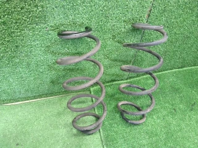 ハスラー 5AA-MR92S リアストラット　ショック　左右　スプリング　バネ 41810-59S10 自社品番250011