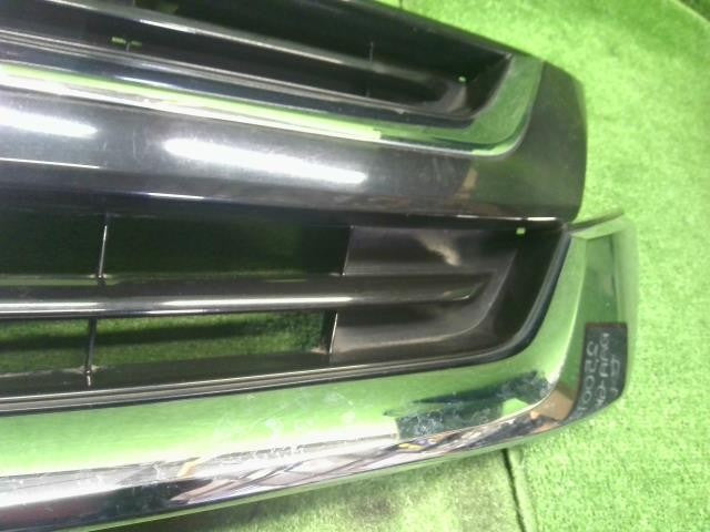 セレナ DAA-GNC27　純正 ラジエーターグリル  62310-5TA0A 自社品番250012