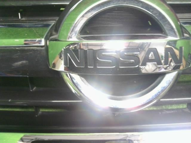 セレナ DAA-GNC27　純正 ラジエーターグリル  62310-5TA0A 自社品番250012