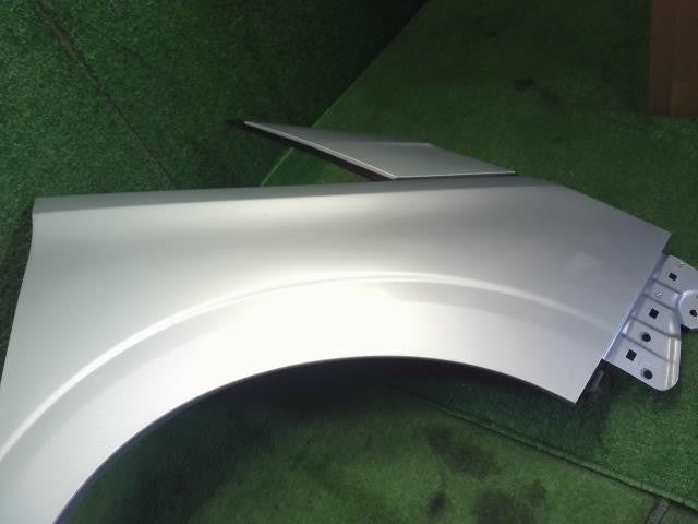 セレナ DAA-GNC27 右フロントフェンダー　運転席側　右Fフェンダー　色:K23 F3100-5TAMA 自社品番250012