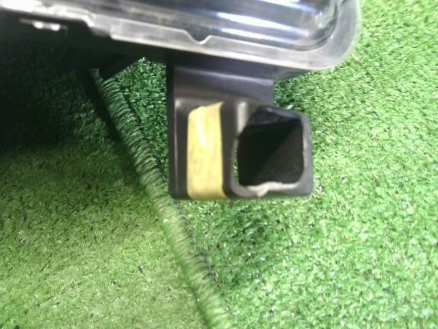 セレナ DAA-GNC27 右 運転席側 ヘッドランプ  ヘッドライト コイト212-23720 26010-5TA0A 自社品番250012