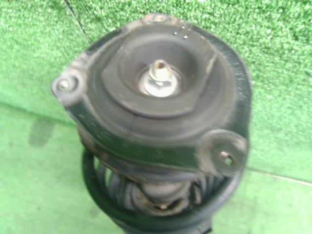 セレナ DAA-GNC27 左フロントストラット　左Fストラット　トキコ1A14165-B　 E4303-5TB0C 自社品番250012