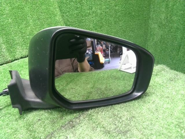 デイズ DBA-B21W 右 運転席 ドアミラー サイドミラー イシザキ 96301-6A28E W13 自社品番250035