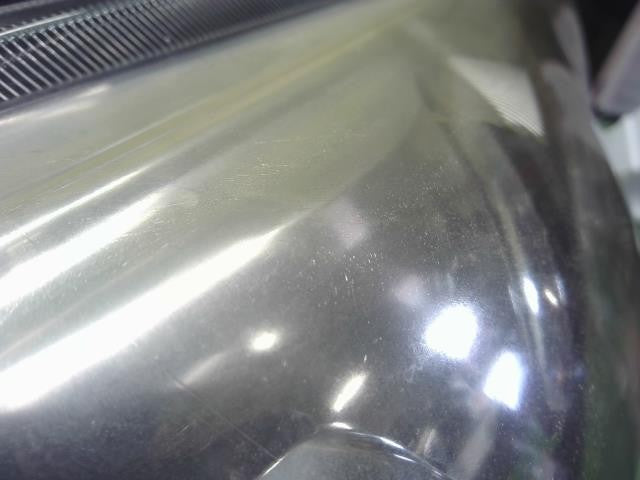 ８６ DBA-ZN6 右ヘッドランプ　右ヘッドライト　運転席側　HID　SU003-02548 自社品番250037