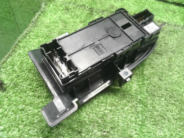８６ DBA-ZN6 パワーウインドウスイッチ PWスイッチ　ミラーSW　SU003-04627 自社品番250037