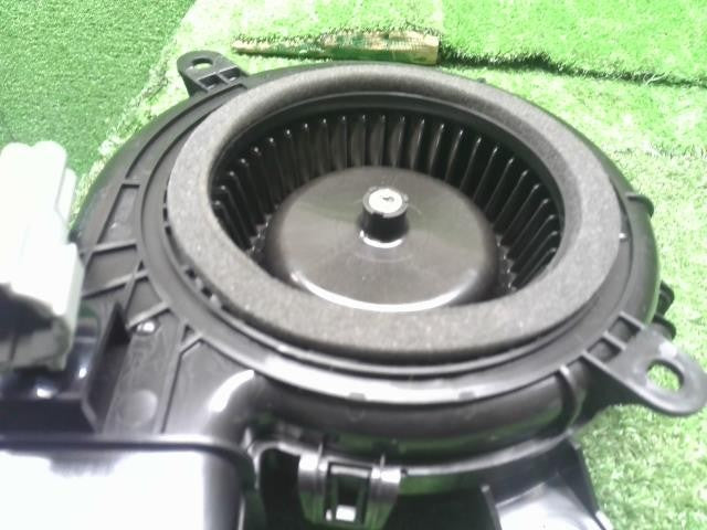 6AA-P15 キックス  HVバッテリー電動ファン  ハイブリッド　自社品番250038