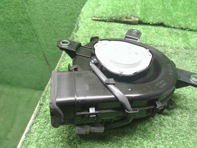 6AA-P15 キックス  HVバッテリー電動ファン  ハイブリッド　自社品番250038