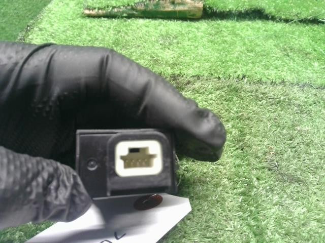 6AA-P15 キックス USBポート フロント側 25331-6RA1 自社品番250038