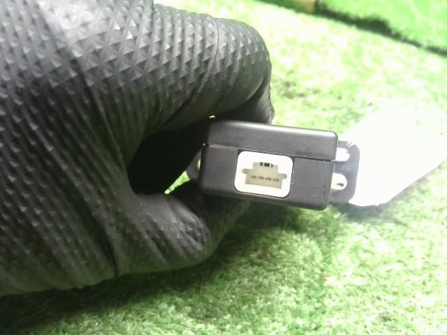 6AA-P15 キックス USBポート コンソール リア側 HOSIDEN 自社品番250038